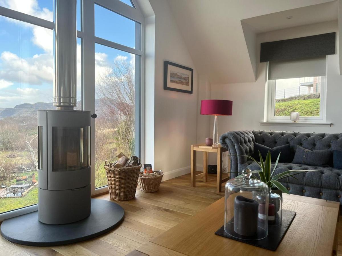 Millpond House - Luxurious Island Home In Portree Bagian luar foto